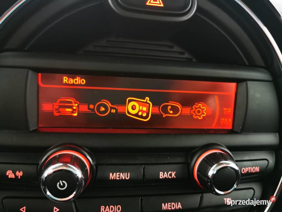 F56 Hatchback 12 102 Manual Przebieg 83816 102KM