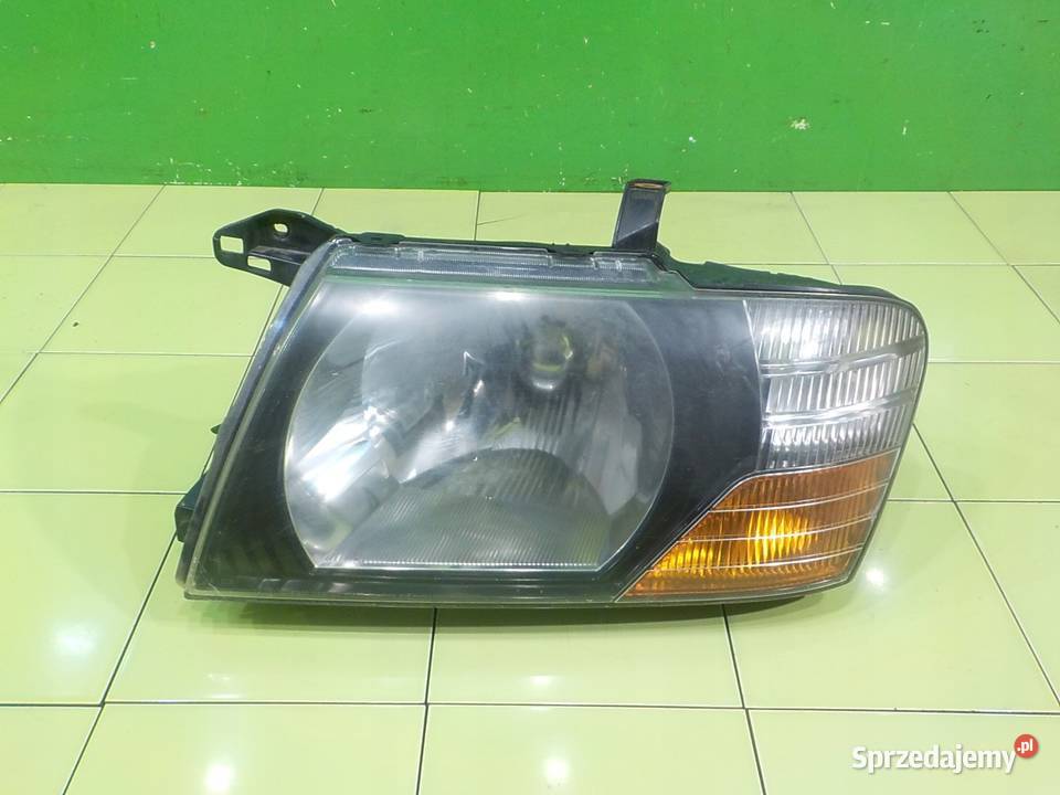 MITSUBISHI PAJERO III 35 B 01r 5D lampa lewa Suków sprzedam