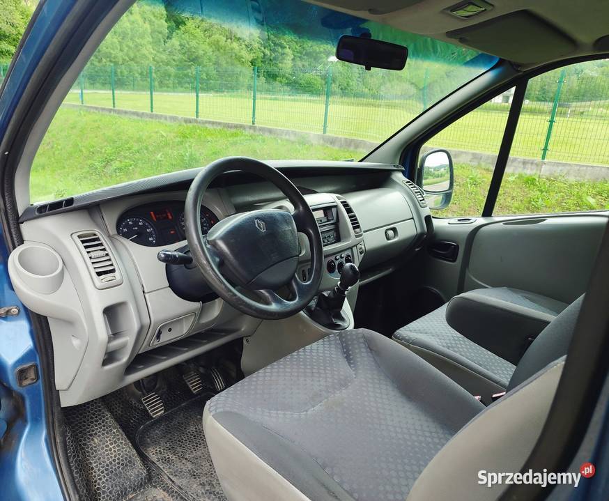 Renault Trafic 20 dCi 115 2009 9 osobowy 340 poduszka powietrzna podkarpackie Domaradz
