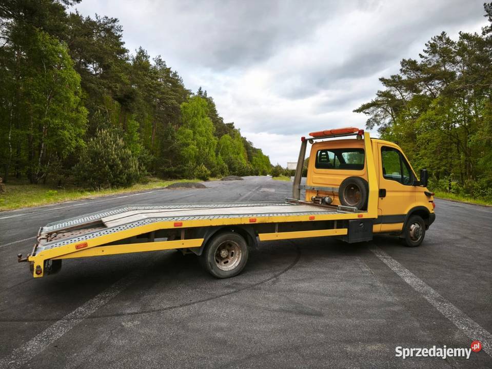 Wynajem laweta 35t Mercedes Sprinter Laweta Rokiciny-Kolonia