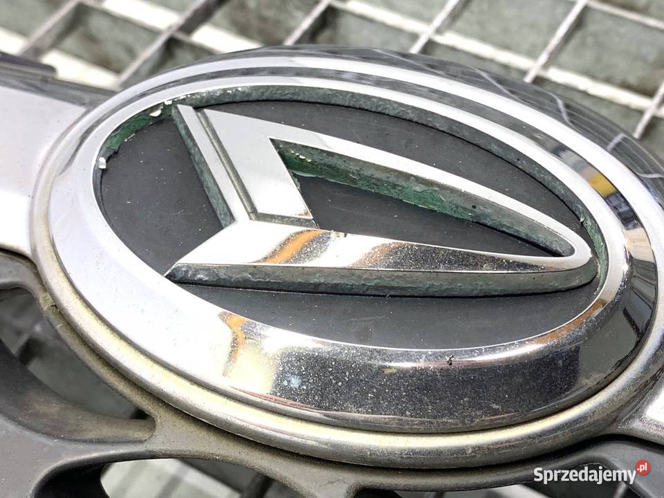 ATRAPA GRILL DAIHATSU SIRION 9805 5311197403