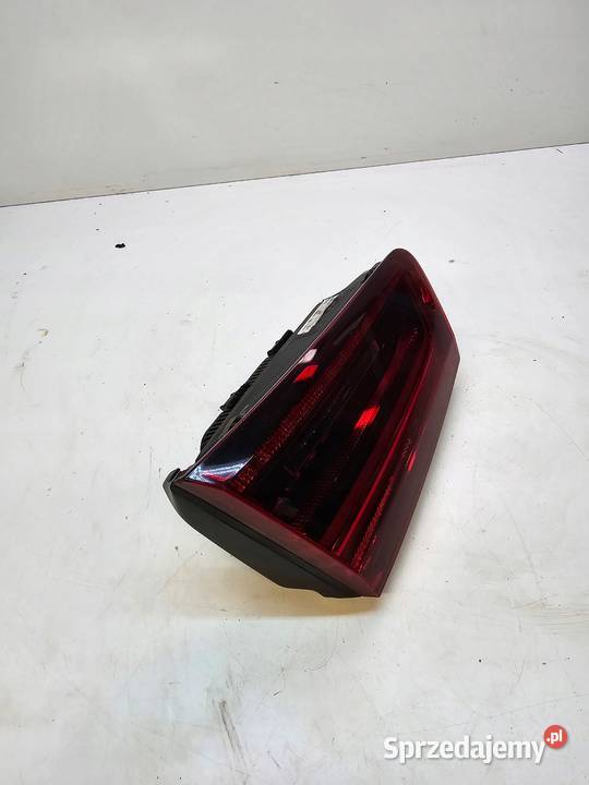 LAMPA LEWY TYŁ W KLAPĘ AUDI A6 C7 LIFT osobowe