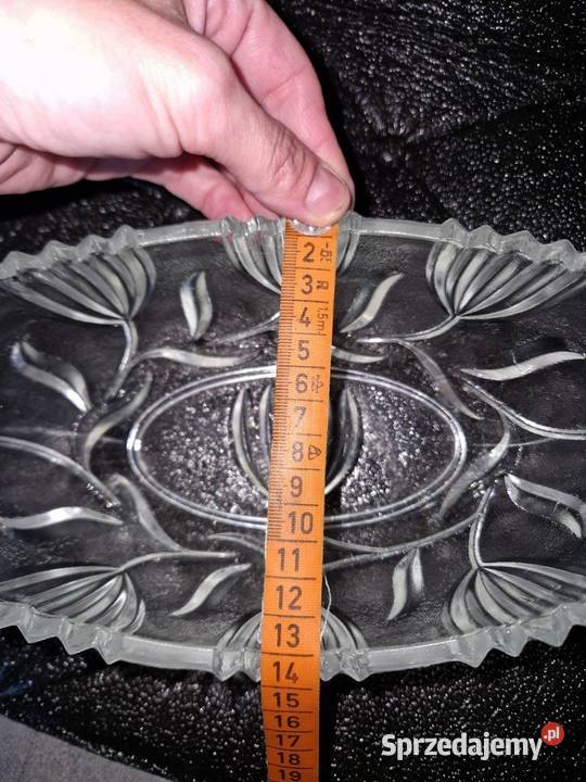 Misa kryształowa w kształcie łódki ozdobiona Namysłów