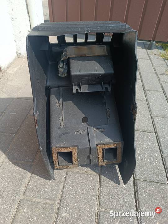 Sprzedam tunel pod elektryczne szyby Golf 2 GTI Serock