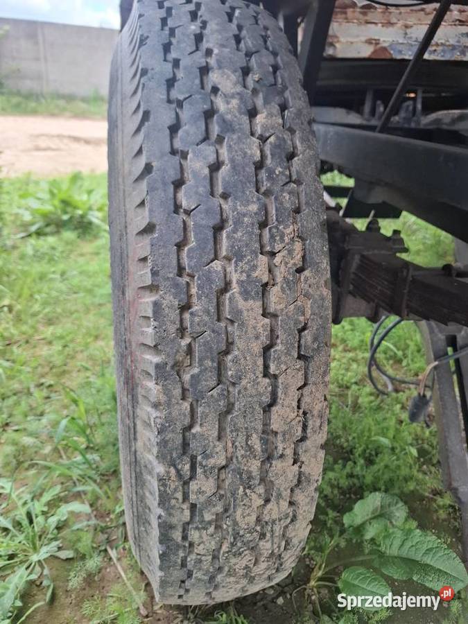 Przyczepa rolnicza D44B koła 825R20 stan Do przyczep rolniczych