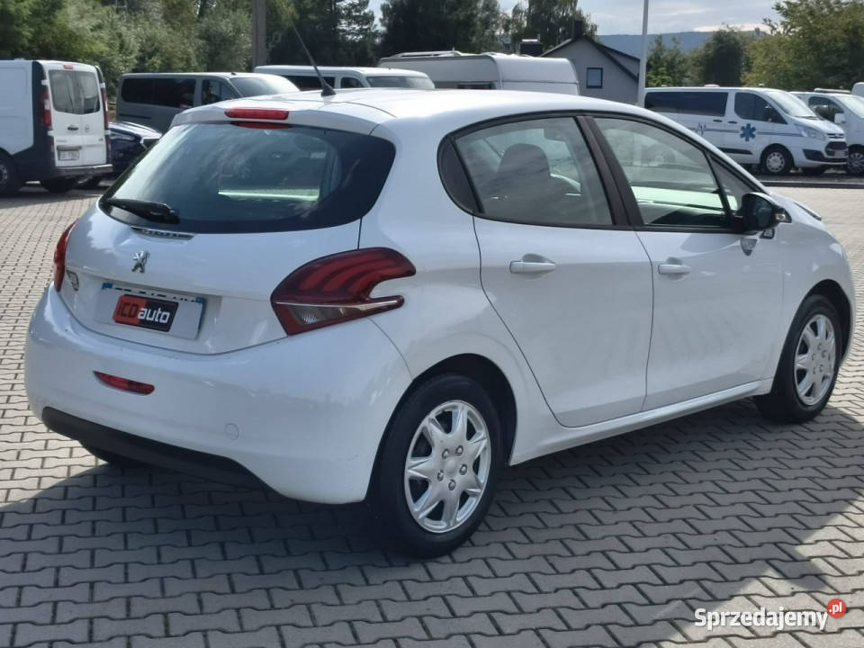 Peugeot 208 wersja like 10 benzyna 72 134735km małopolskie Kęty sprzedam