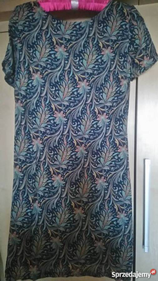 Reserved Wzorzysta sukienka w stylu boho 38 sprzedam