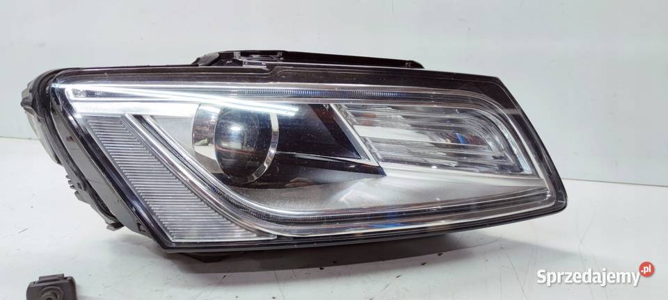 REFLEKTOR LAMPA PRAWY PRZÓD XENON LED AUDI Q5 8R Przystajń
