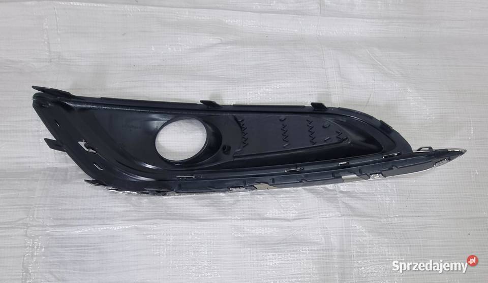 OPEL INSIGNIA A LIFT KRATKA W ZDERZAK LISTWA osobowe