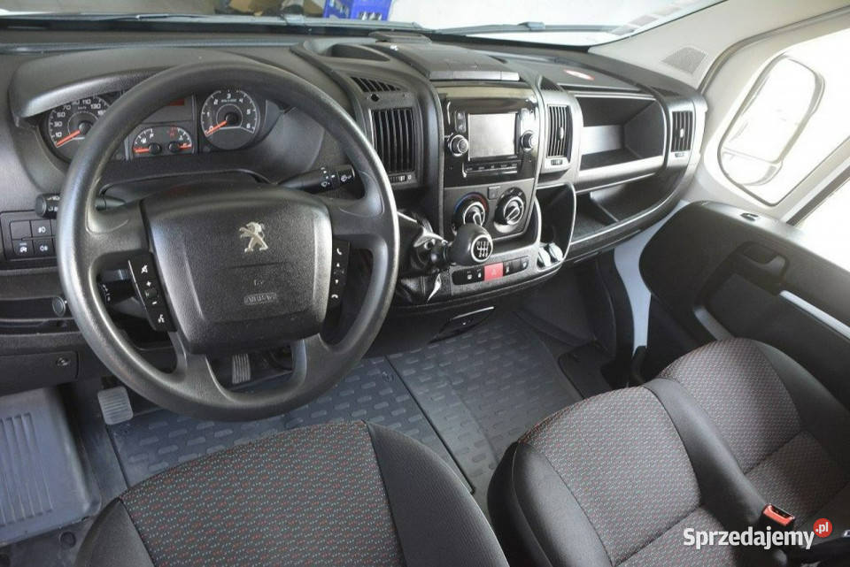 Peugeot Boxer 22BlueHDi bezwypadkowy gwarancja światła przeciwmgłowe Samochody dostawcze Sędziszów Małopolski