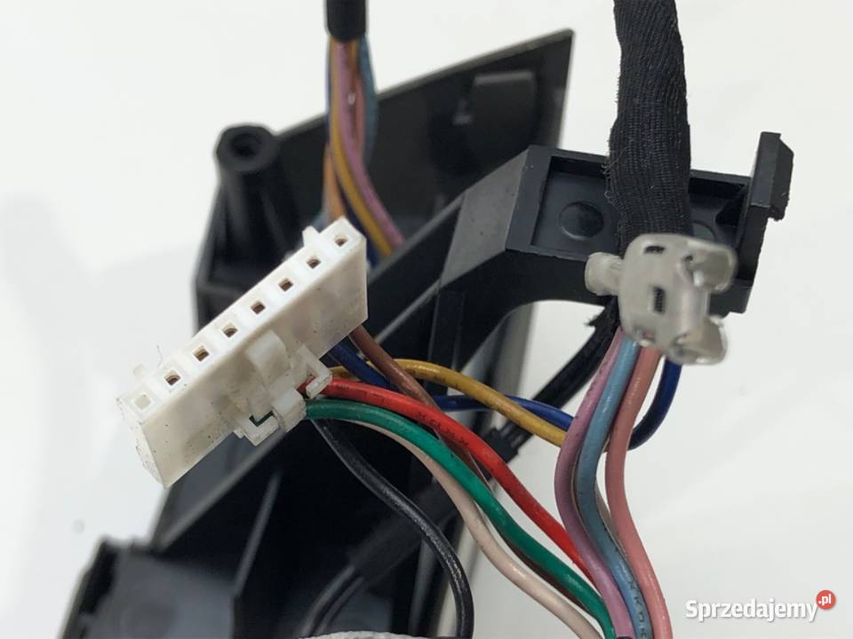 PRZEŁĄCZNIKI KIEROWNICY MULTIFUNKCJA LAND ROVER osobowe Panele sterowania, przełączniki