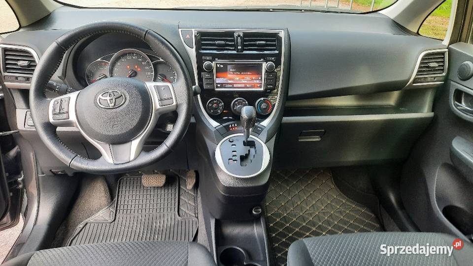 Toyota Verso S 13399 42tkm AUTOMAT Navi Kamera lakier metallic Jaśkowice