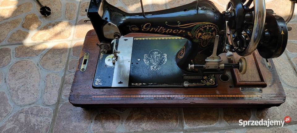 Walizkowa maszyna do szycia Rzeszów sprzedam