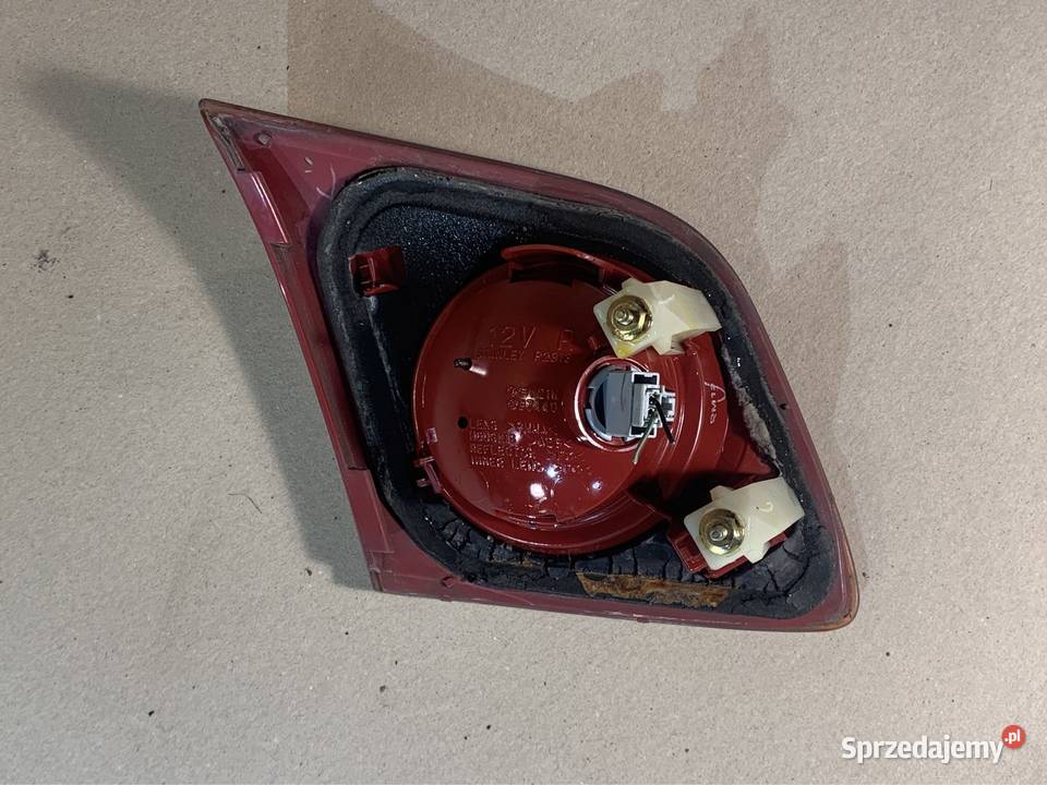 Lampa tył tylna prawa P2931R mazda 3 bk 5d Szczecin