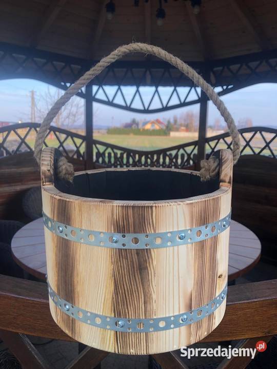 Doniczka wisząca drewniana ozdobna ogrodowa Dębica