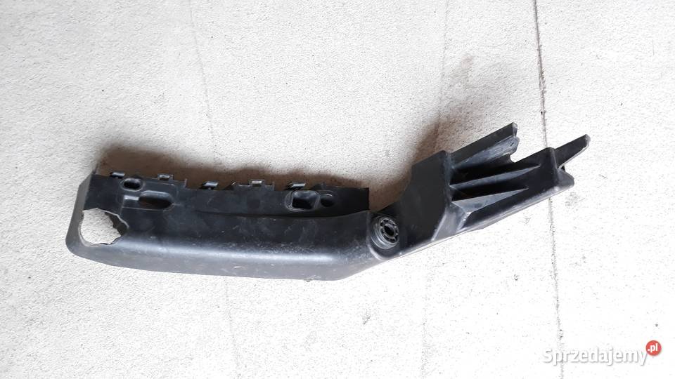 JEEP GRAND CHEROKEE WK2 LIFT ŚLIZG LAMPY PRAWY osobowe Zatom Stary