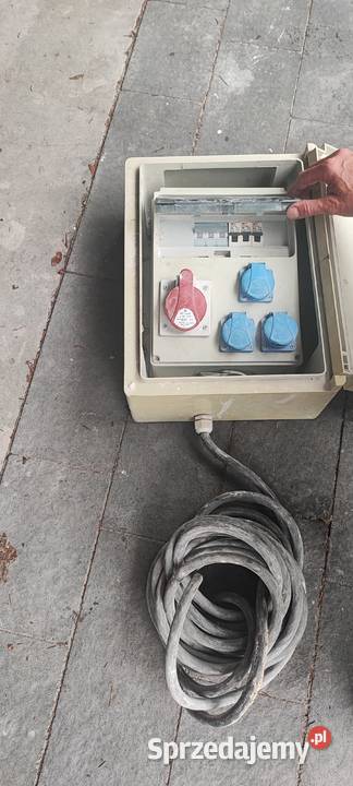 rozdzielnica elektryczna 3 x 16 A Kraków