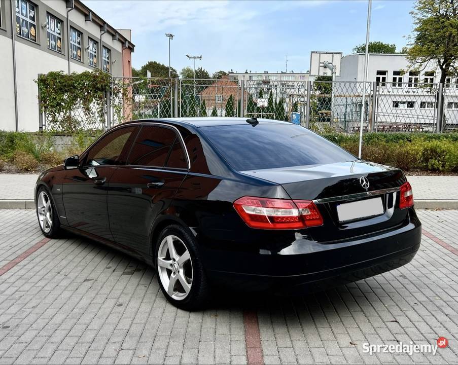 Mercedes e220 CDi 2013r 170 AMG Avantgarde Super Olsztyn