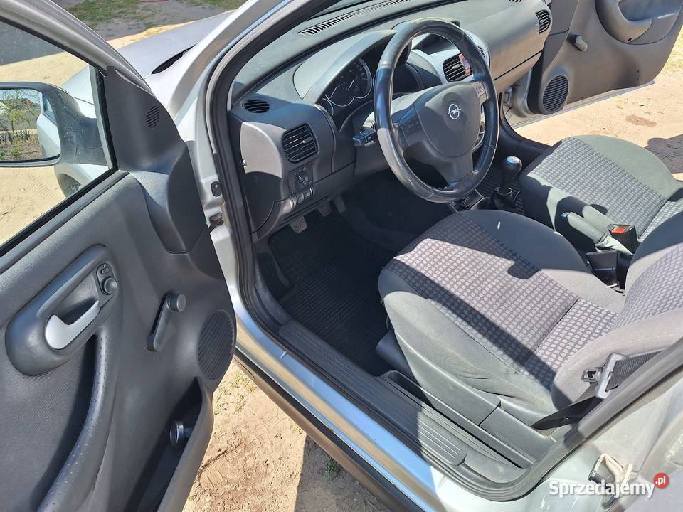 Opel Corsa C z 2003r 12 16V LPG 1200cm3 Samochody osobowe Przemęt