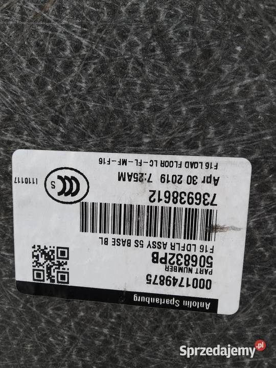 PODŁOGA BAGAŻNIKA DYWAN WYKŁADZINA 7369386 Bmw świętokrzyskie