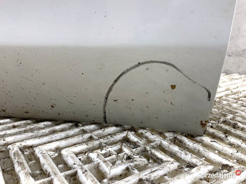 DRZWI PRAWY PRZÓD MITSUBISHI LANCER VIII