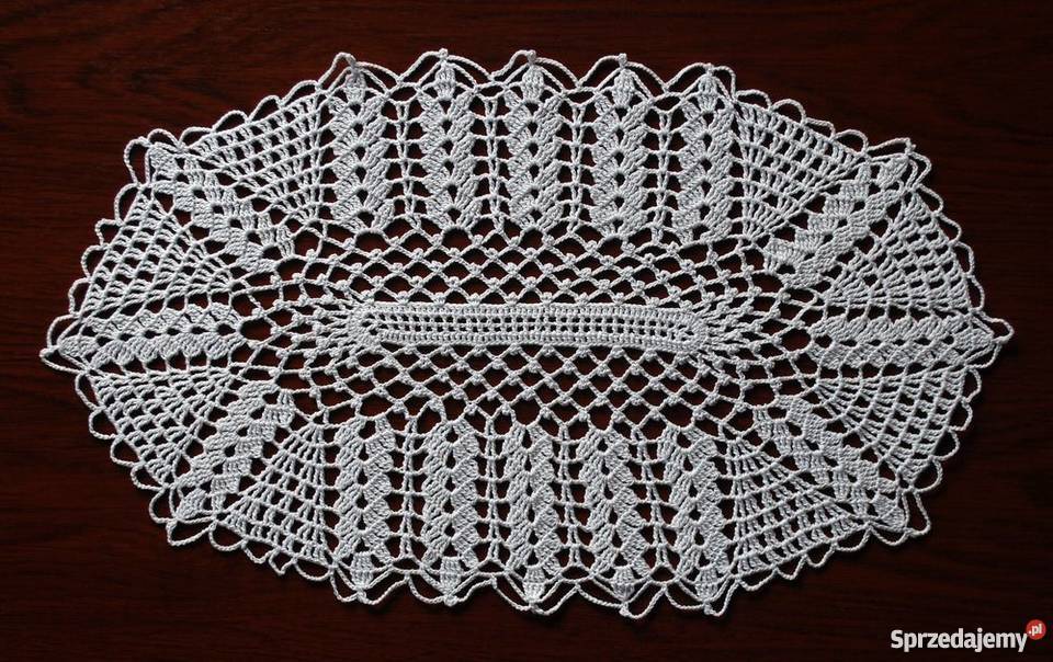 Serwetka szydełkowa 39x24 Obrusy i serwety Wyposażenie wnętrz opolskie Kluczbork