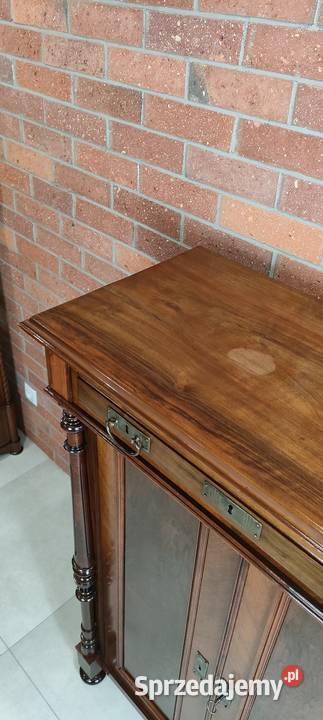 Piękna bieliźniarka eklektyczna antyk Łagów