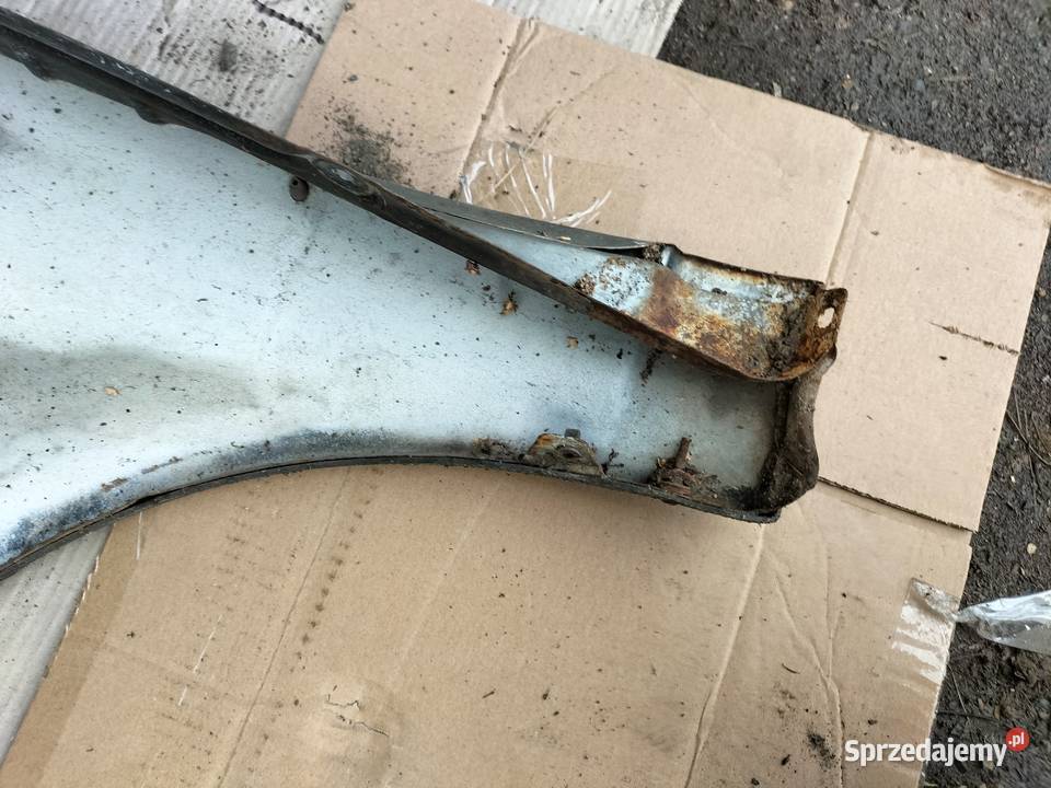 GOLF 2 JETTA 2 BŁOTNIK PRZÓD PRZEDNI PRAWY osobowe Kamień-Kolonia