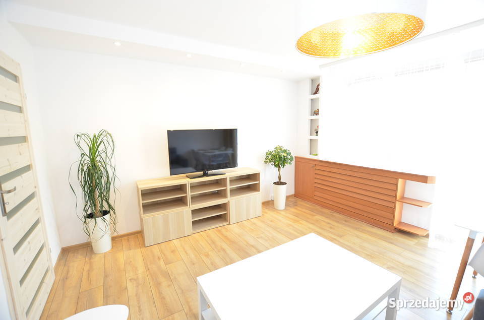 BEZPOŚREDNIO dwustronne 3 pokojowe mieszkanie Katowice