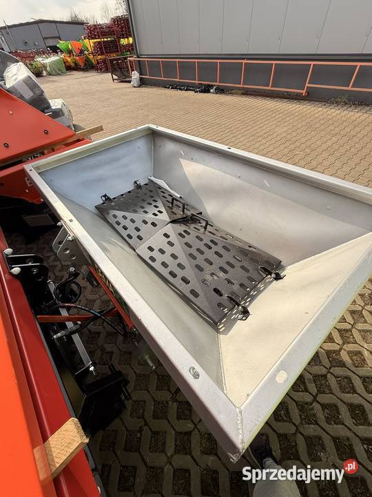 Rozsiewacz nawozu DWUTALERZOWY nieuszkodzony Ostrów Lubelski