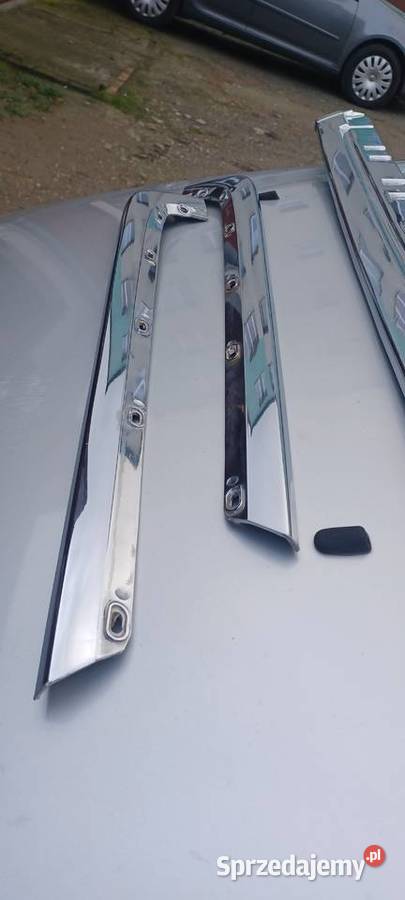 Audi 200 20v 5000 avant komplet tylnych listew Grudziądz