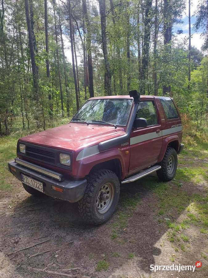 DAIHATSU FEROZA 16 BENZYNA LPG Piła