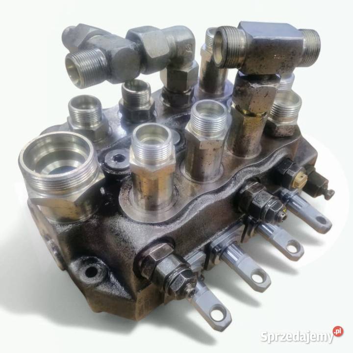 Rozdzielacz hydrauliczny 514090 224720 Manitou Wilkowo