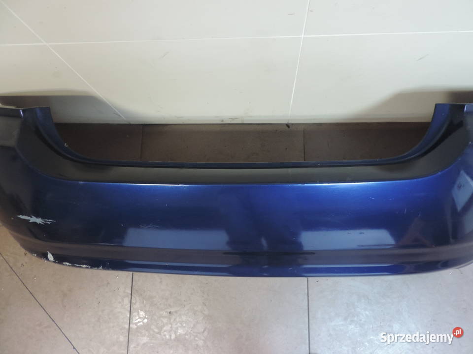 TOYOTA COROLLA E12 HB 8P4 ZDERZAK TYL