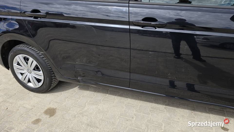 Volkswagen Touran 16 TDI SCR Nowy Świętów sprzedam