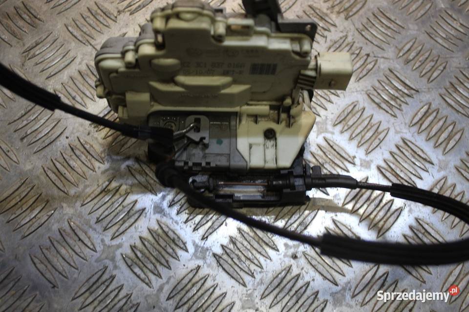 ZAMEK DRZWI PRAWY PRZÓD 7 PIN VW PASSAT B6 wielkopolskie