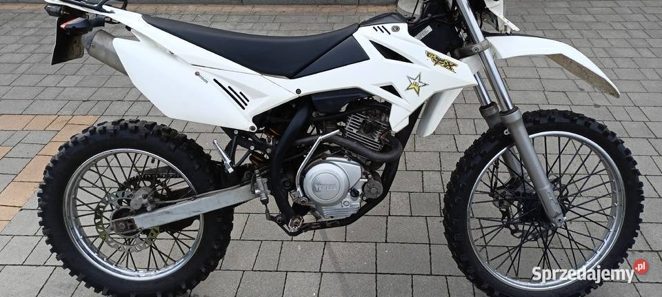 Cross Beta 1253 silnik Yamaha 15 Sprzedam mazowieckie Serock