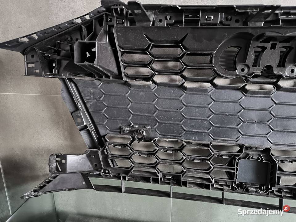AUDI A3 8Y0 S3 GRILL ATRAPA SLINE ORYGINAŁ Ostroróg sprzedam