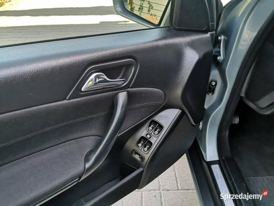 Mercedes C 180 18 T143 Klimatr Automat Classic Strzegom sprzedam