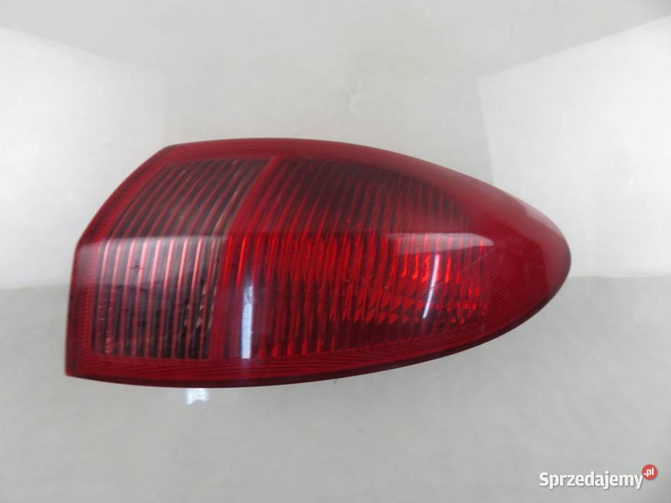 LAMPA PRAWA TYLNA ALFA ROMEO 147 46556347