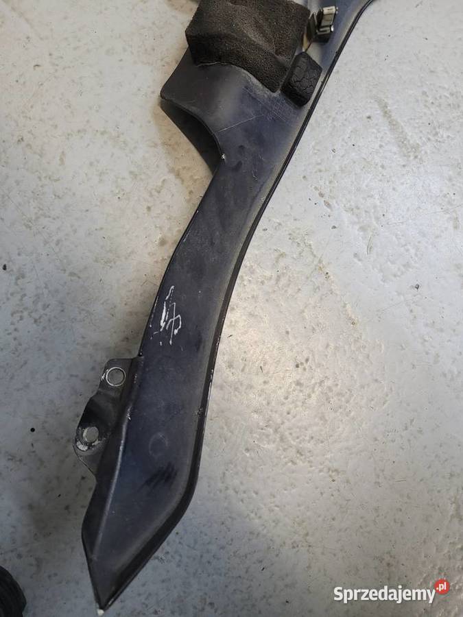 Honda VFR 1200F 2012 pług lewy bok wypełnienie Nowy Tomyśl sprzedam