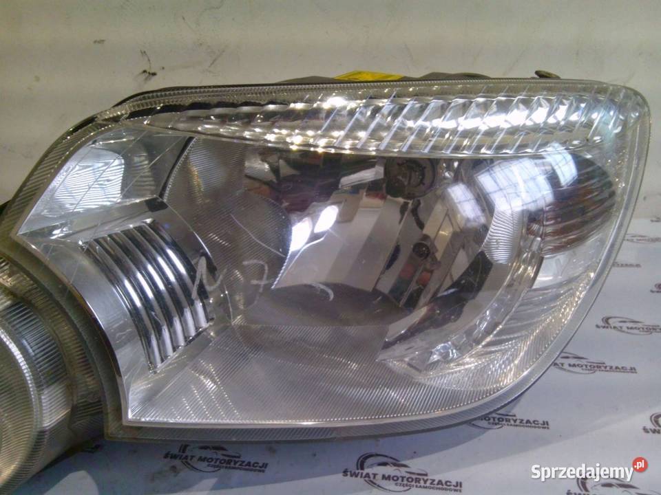 SKODA YETI 12r lampa lewa przód 5L2941015A Kielce