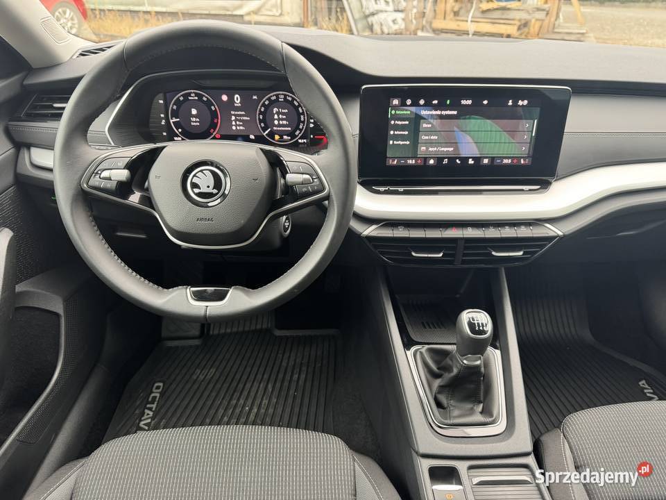 Skoda Octavia IV 2024 15 TSI 150 podgrzewane fotele Octavia Zabrze sprzedam