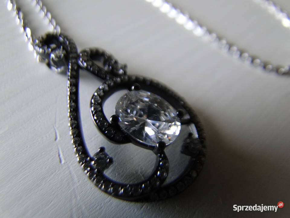 Ozdobny naszyjnik srebro oksydowane i cyrkonie mazowieckie