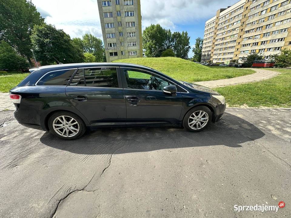 Toyota Avensis manualna Szczecin