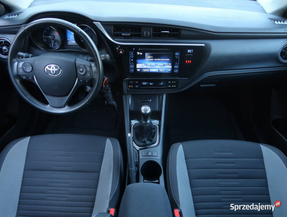 Toyota Auris 16 Valvematic ESP śląskie Katowice sprzedam