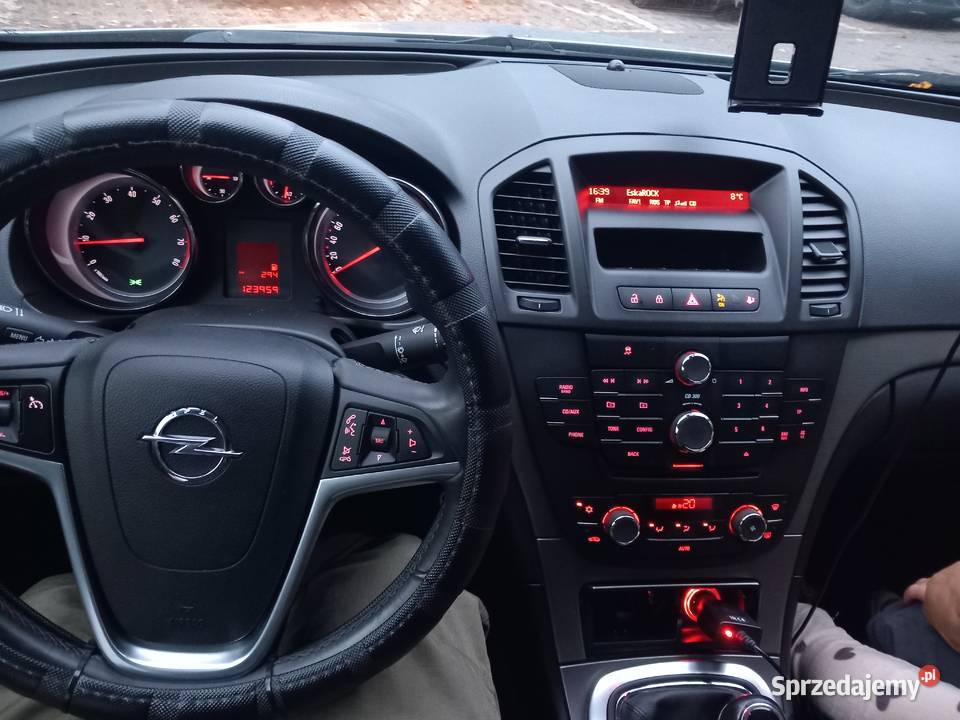 Opel Insignia 2009r niski przebieg 124 bagażnik manualna pomorskie Gdańsk