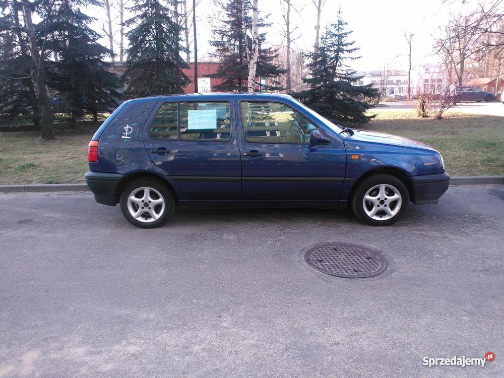 VW GOLF III 16 benzyna radio / CD Golf Zawiercie