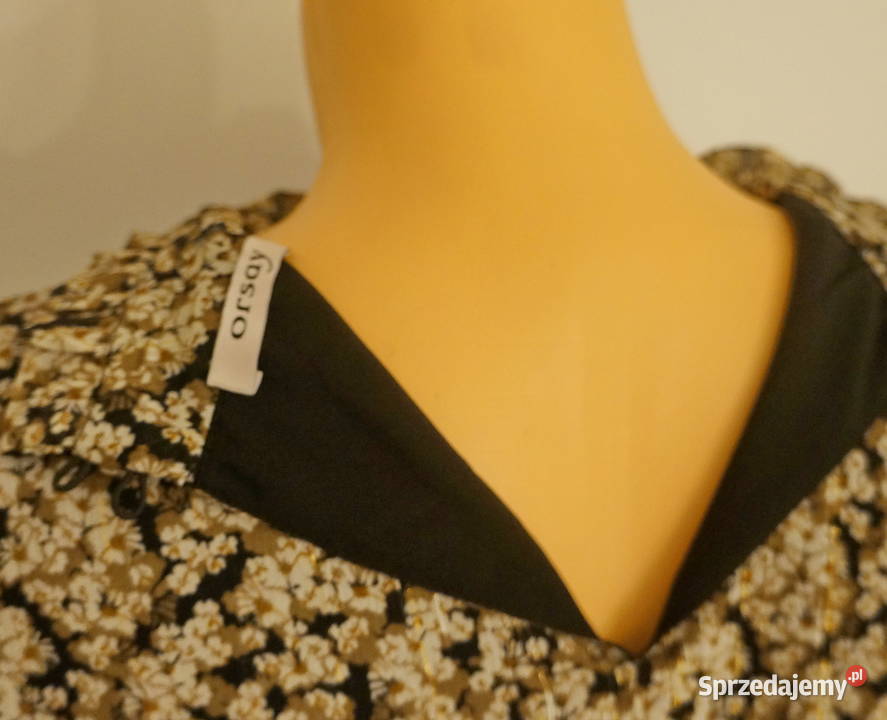 Sukienka z asymetrycznym dołem firmy ORSAY ze Warszawa