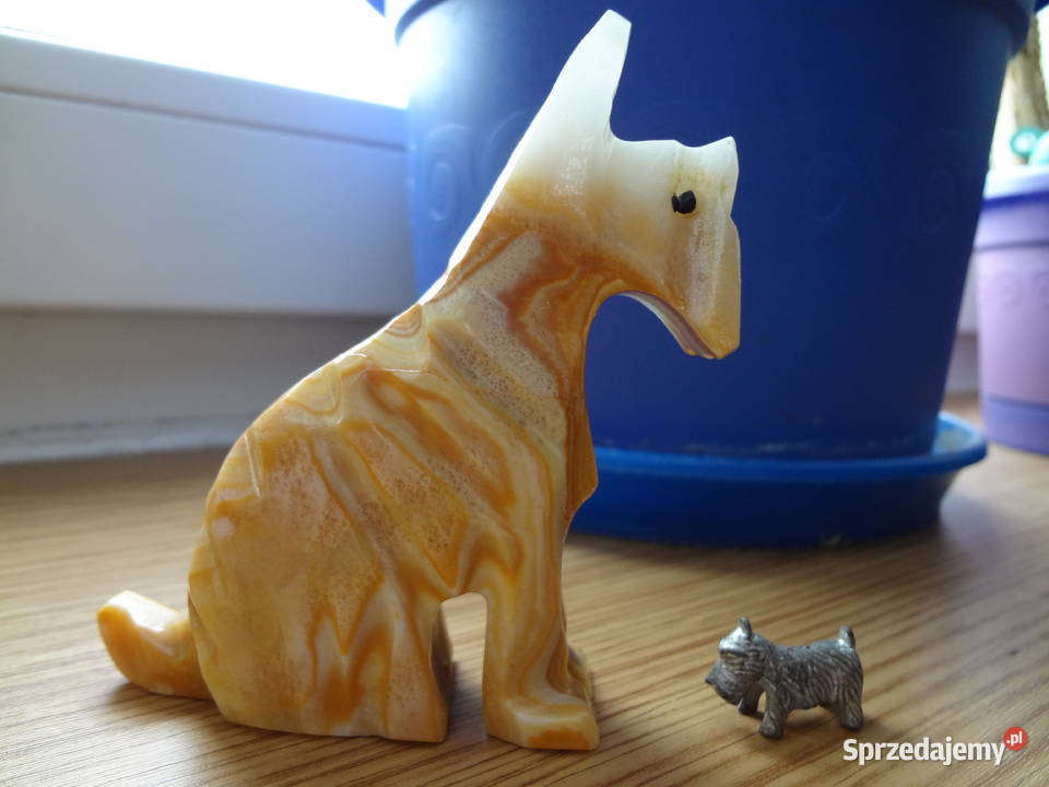 Terier piesek ozdoba z onyksu mały piesek dolnośląskie Wrocław sprzedam